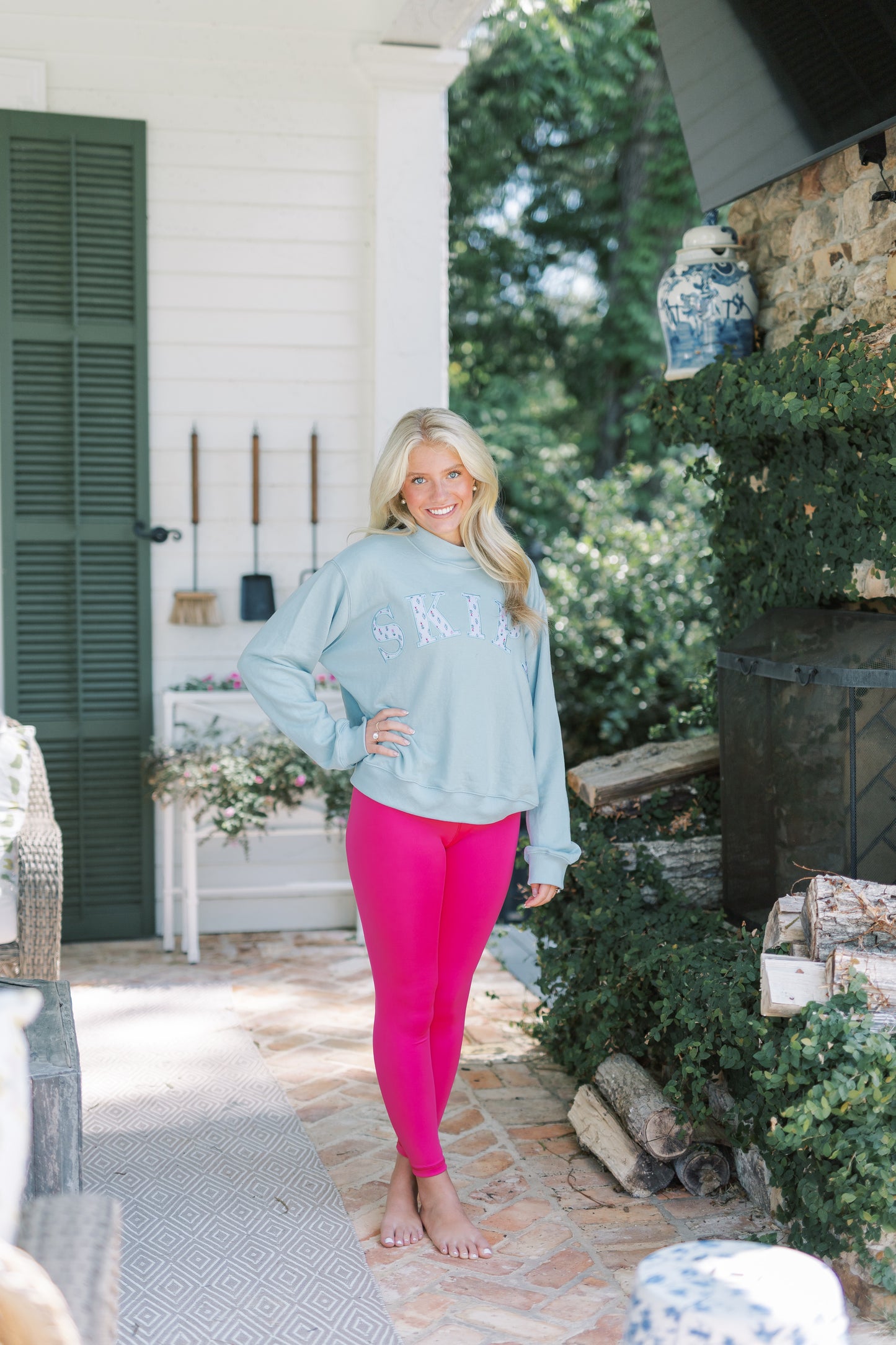 Logo Legging in Electric Pink