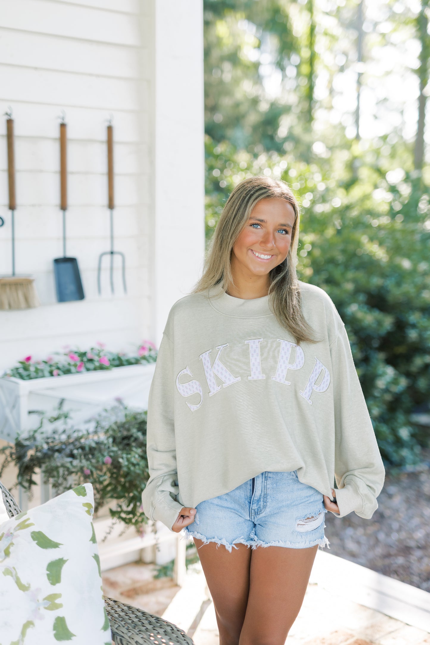 Classic Mockneck in Beige Floral